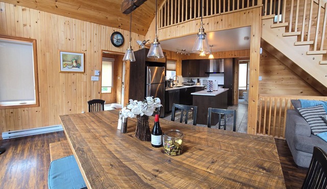 Waterfront Family Cottage!