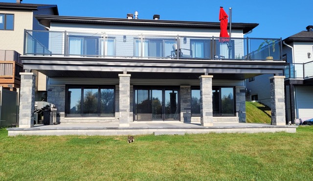 Waterfront Retreat - South Nation River