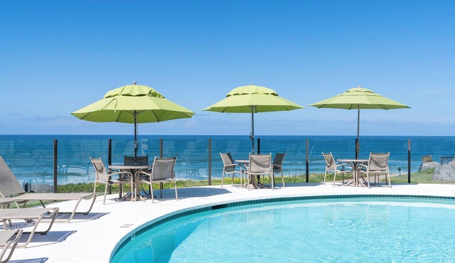Wave Crest Resort