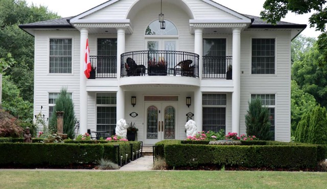 Wellington House Bed and Breakfast