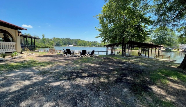 Woodland Shore Escape - 4 Lakefront homes