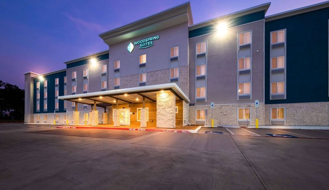 WoodSpring Suites Dallas Plano Central Legacy Drive