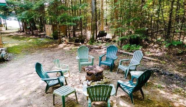 Your Premier Lakeside Getaway