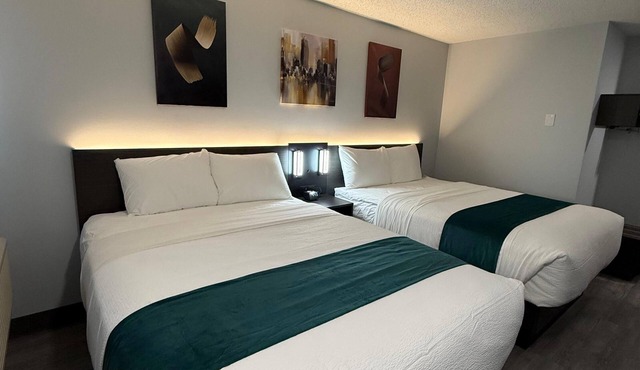 Zero-100 Motor Inn