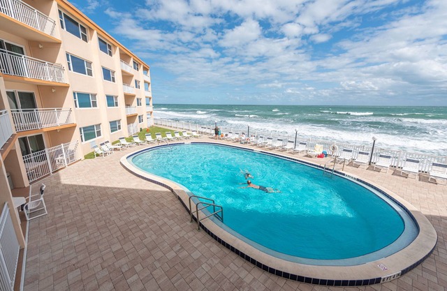 Ocean Front Complex -beautiful Ocean Views! Can't Get Any Closer To The Ocean! in Satellite Beach