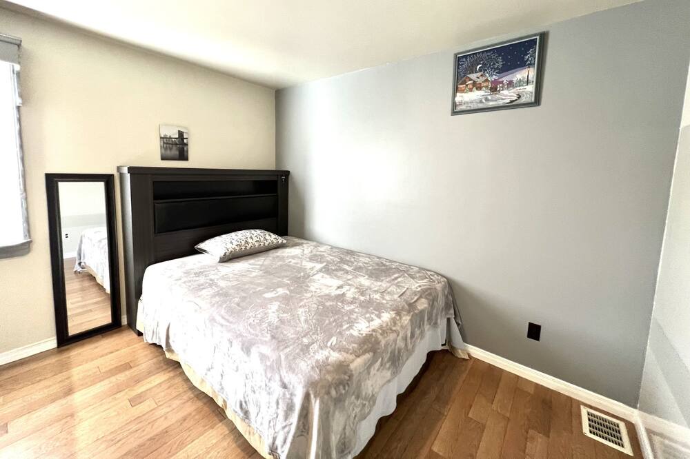 Photo of Bedroom in West Hill