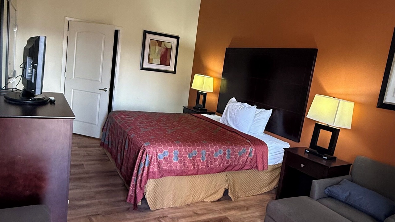 Photo of Bedroom in Pittsburg
