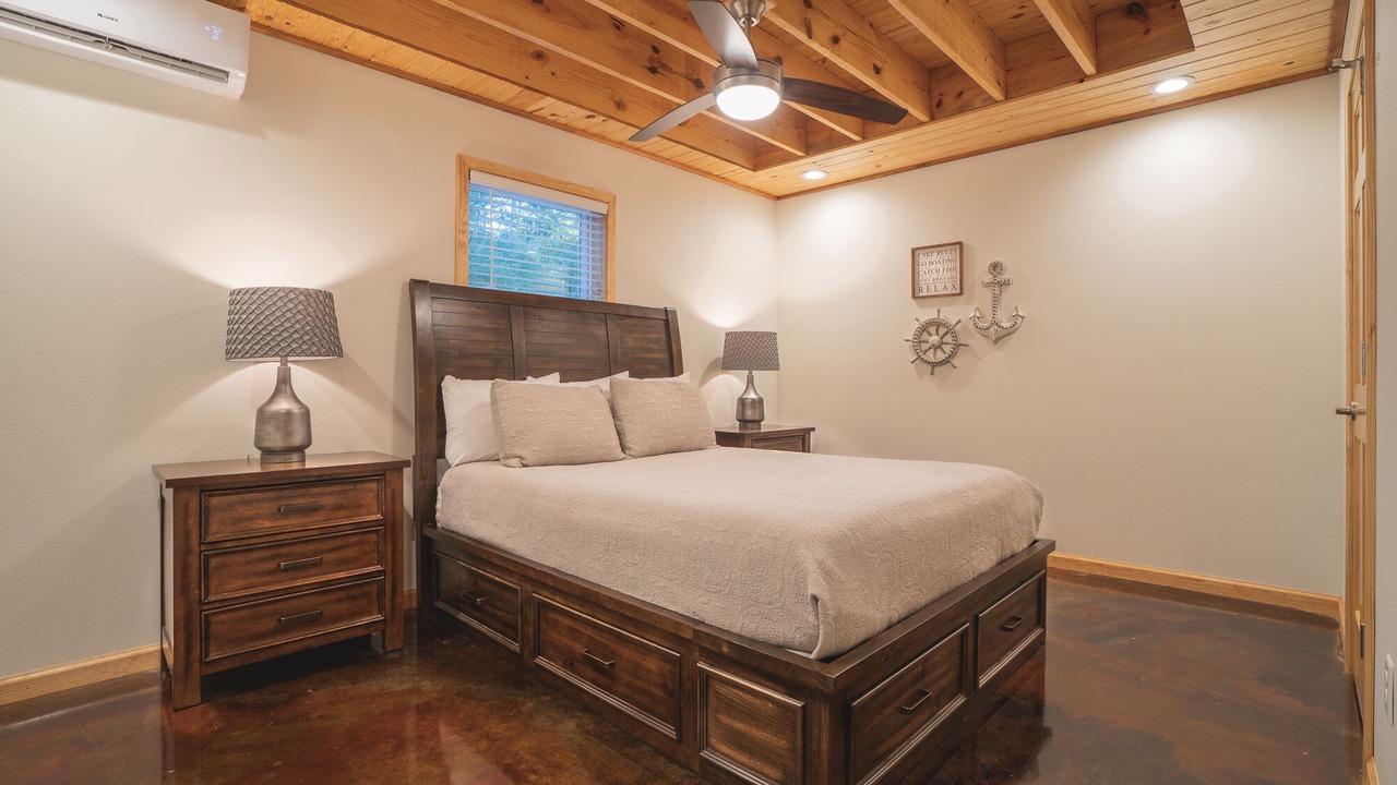 Photo of Bedroom in Royal