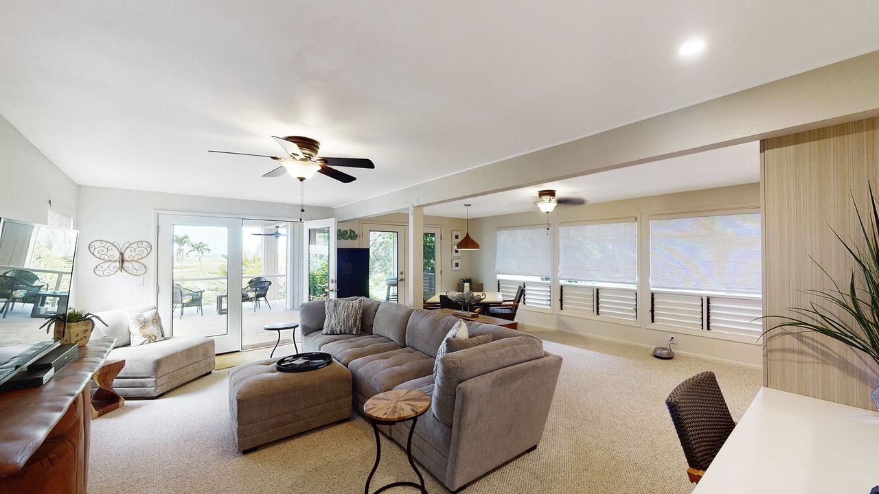 Photo of Livingroom in Princeville