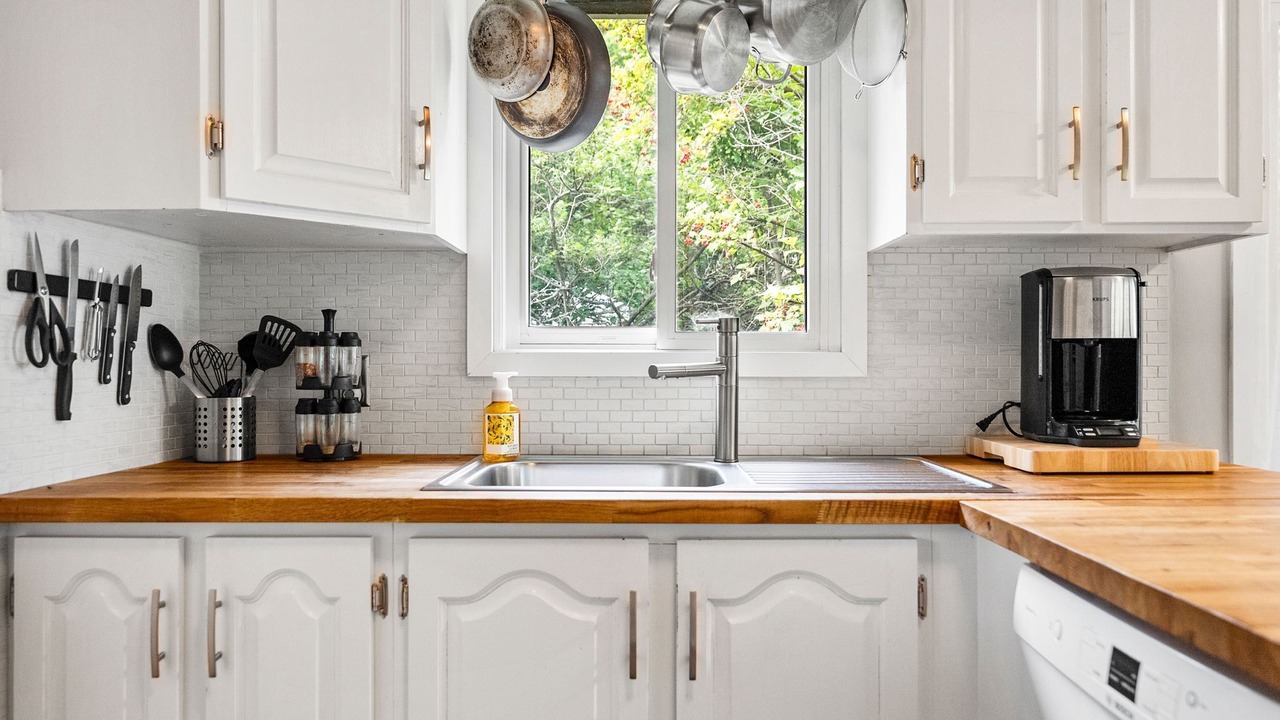 Photo of Kitchen in Calabogie
