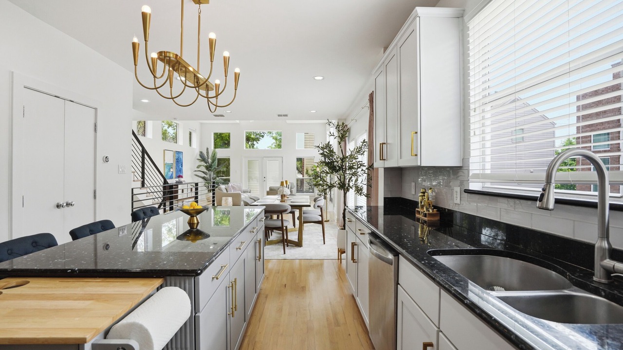 Photo of Kitchen in Knox - Henderson