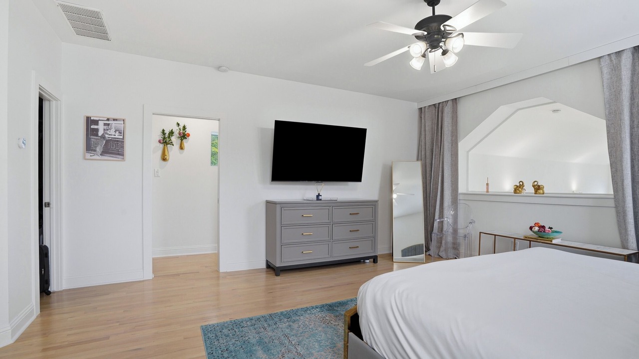 Photo of Bedroom in Knox - Henderson