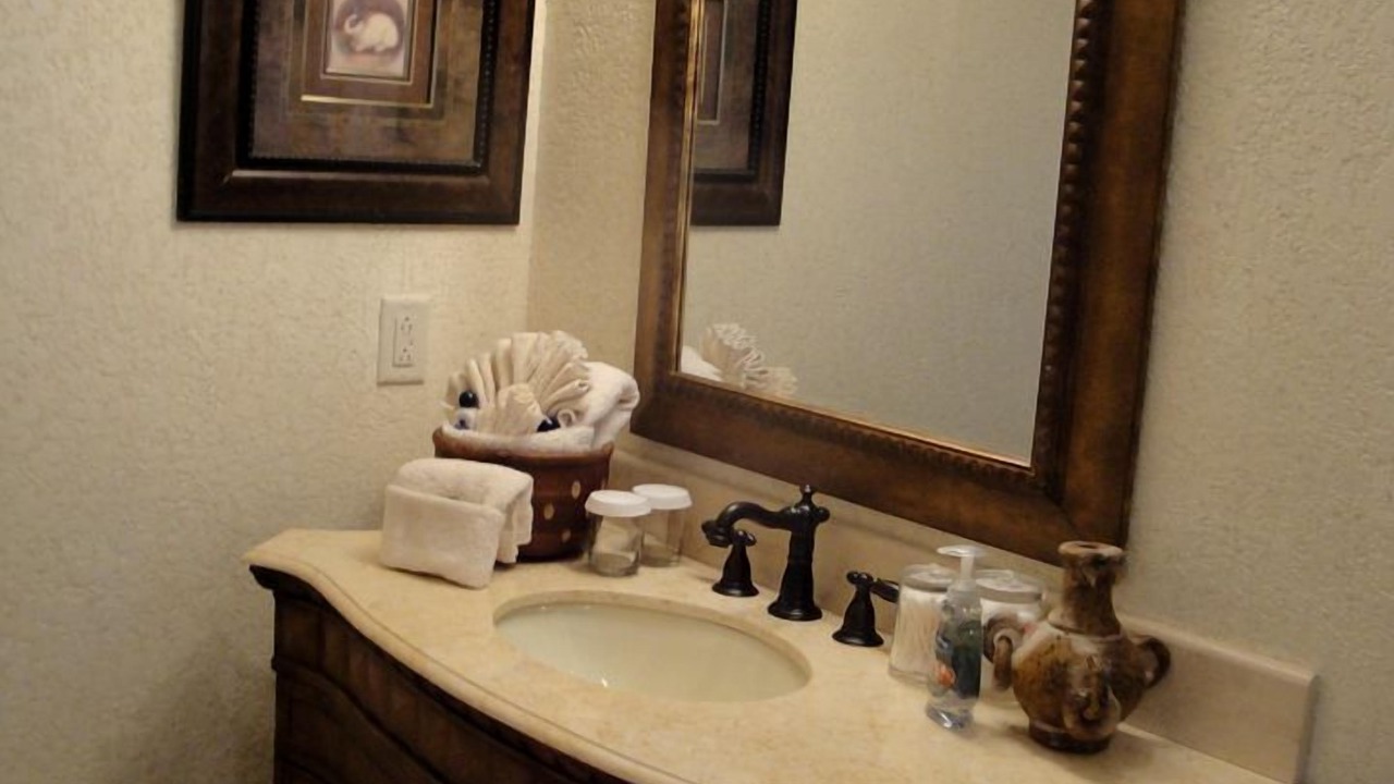 Photo of Bathroom in Mount Ida