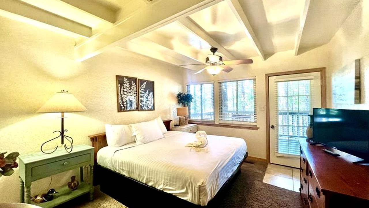 Photo of Bedroom in Mount Ida