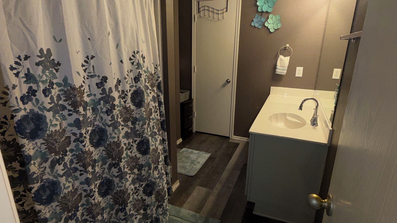 Photo of Bathroom in Oak Cliff