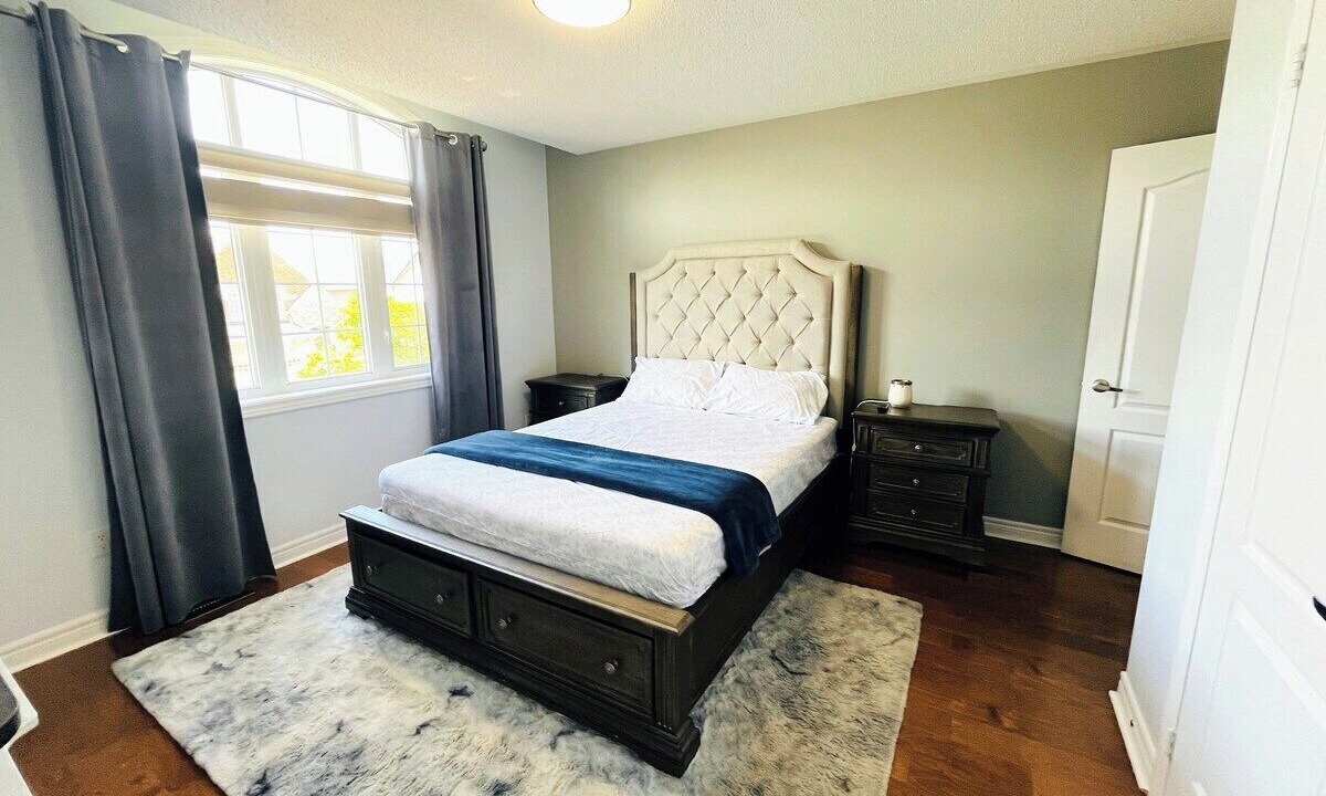 Photo of Bedroom in Churchill Meadows
