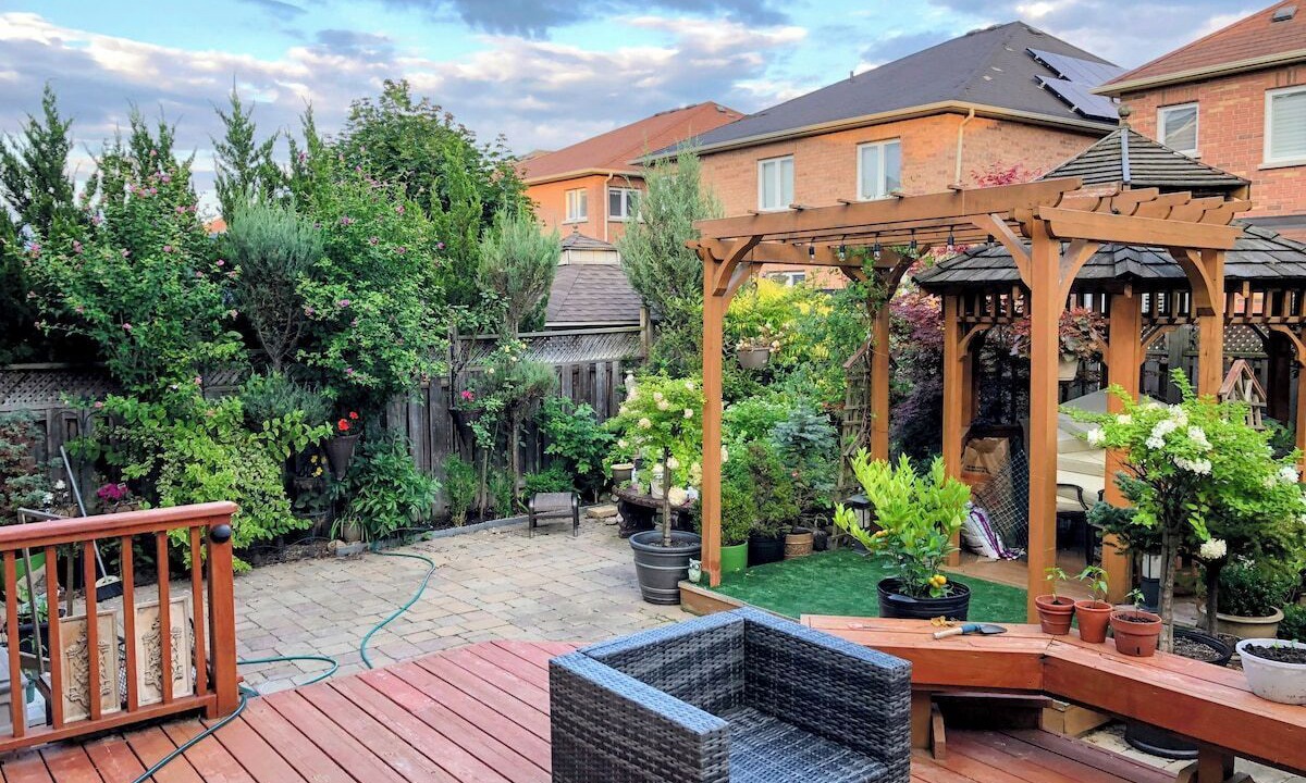 Photo of Patio Balcony in Churchill Meadows