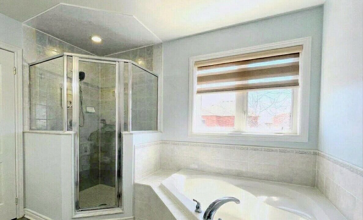Photo of Bathroom in Churchill Meadows