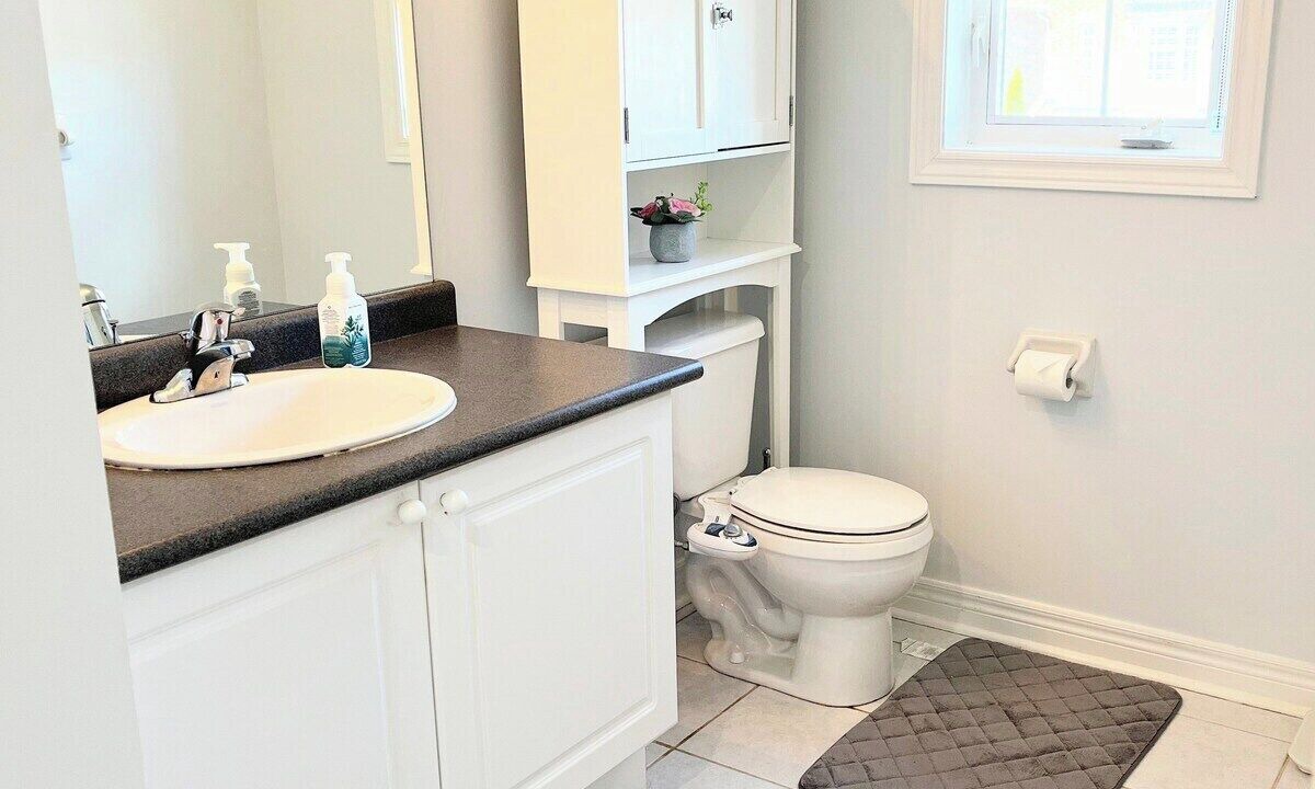 Photo of Bathroom in Churchill Meadows