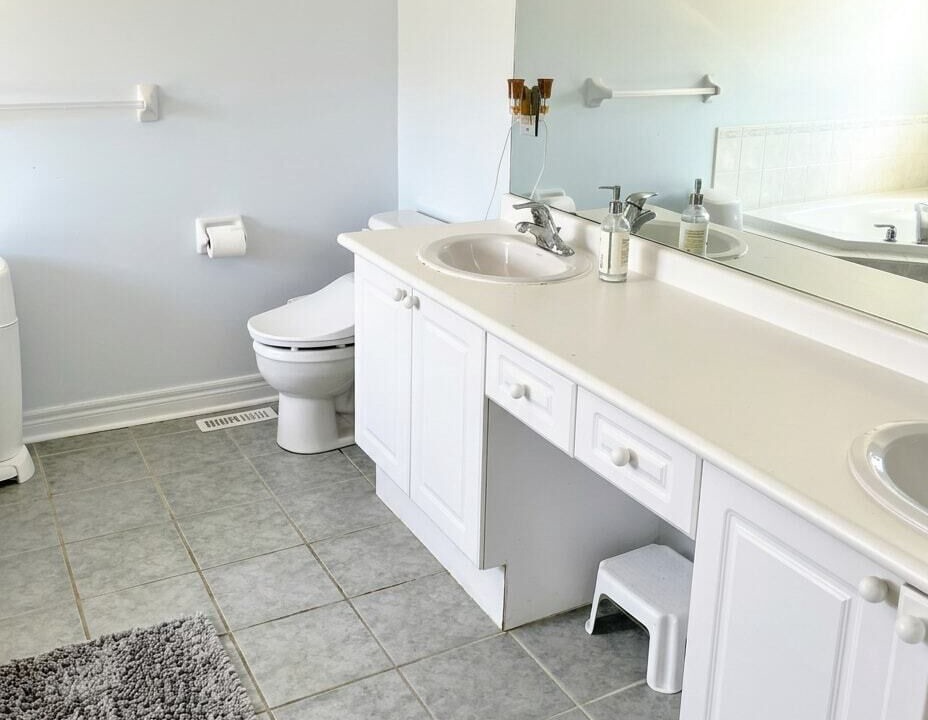 Photo of Bathroom in Churchill Meadows