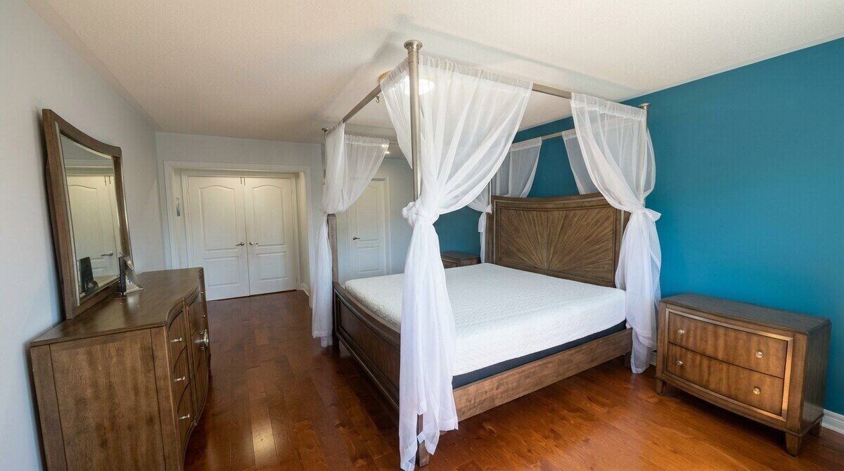 Photo of Bedroom in Churchill Meadows