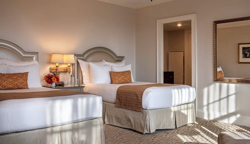 Deluxe Room, 1 King Bed