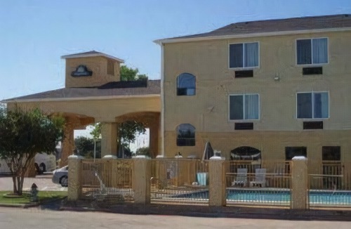Garland Hotel | Days Inn by Wyndham Dallas Garland West